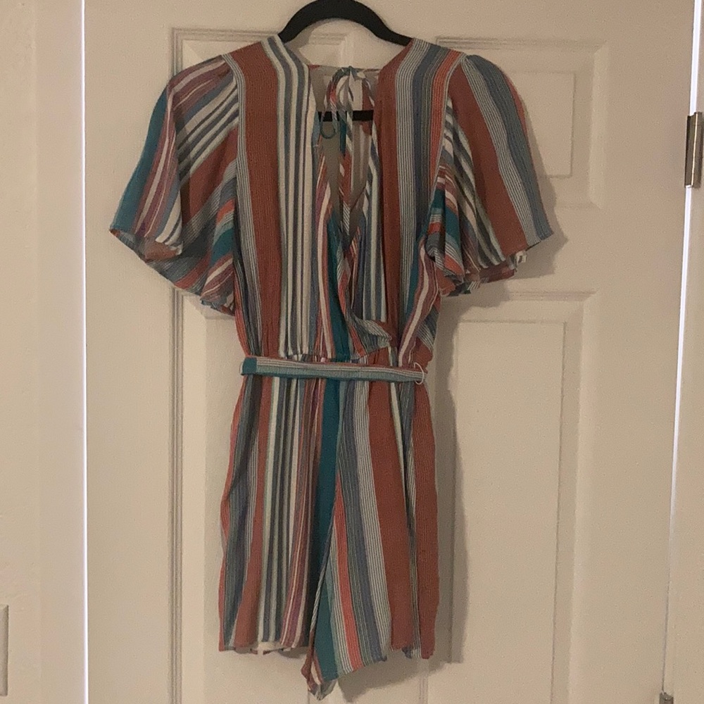 Romper - Picture 2 of 5